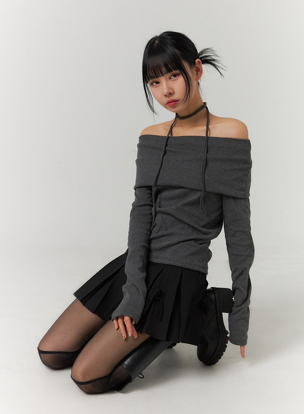 ブルックリン！Offshoulder Combination TOPS Women's Blue Off Shoulder Eyelet Top | LOVESTITCH