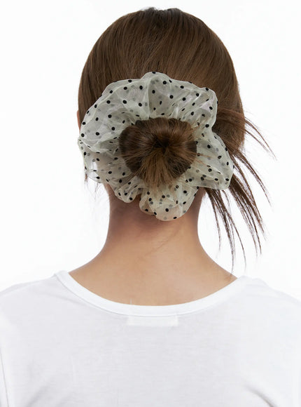 sheer-polka-dot-scrunchie-cl514 / Light beige