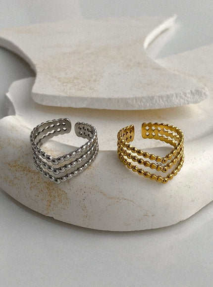 mozart-triple-point-ring-ia524