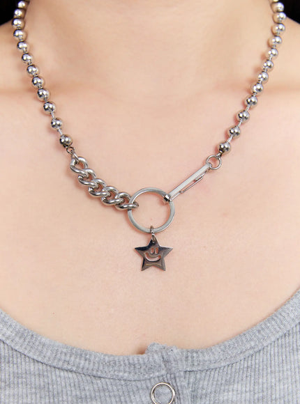 smail-necklace-iu527