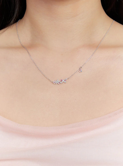 acc-accent-petal-ruby-necklace-kc1008