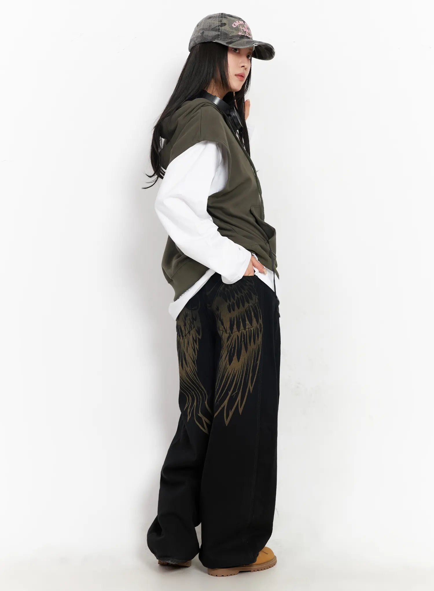 joan-graphic-wide-leg-pants-cm516