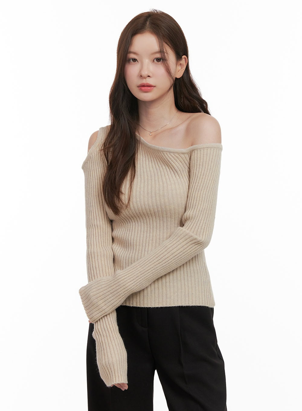 unbalanced-cut-out-one-shoulder-sweater-od403 / Beige