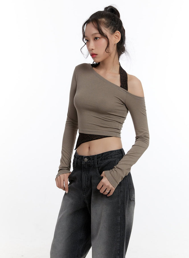 solid-twist-crop-tee-cn420 / Beige