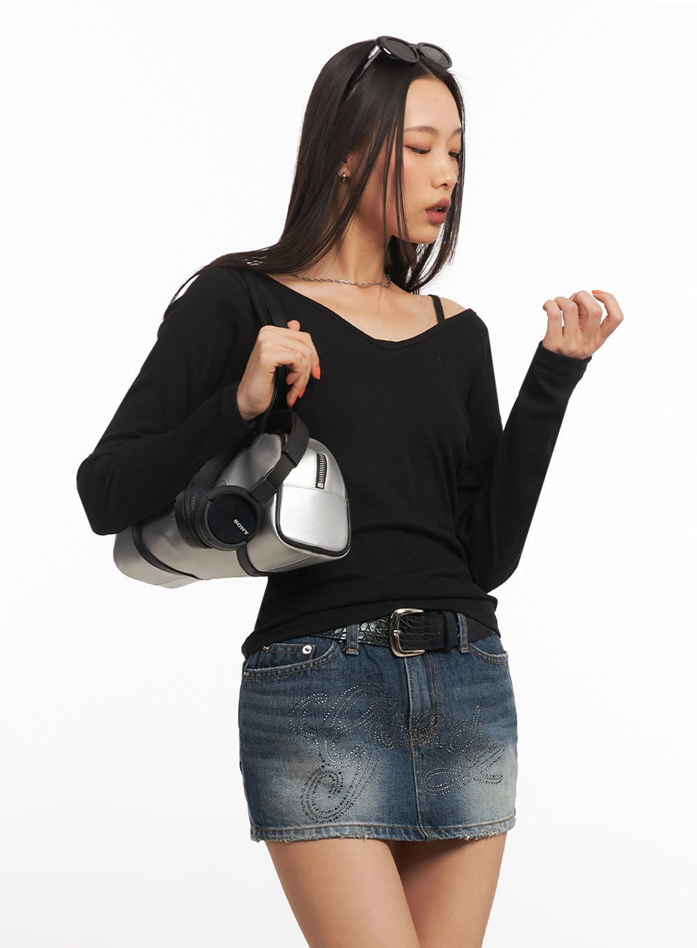 v-neck-long-sleeve-top-ia507 / Black