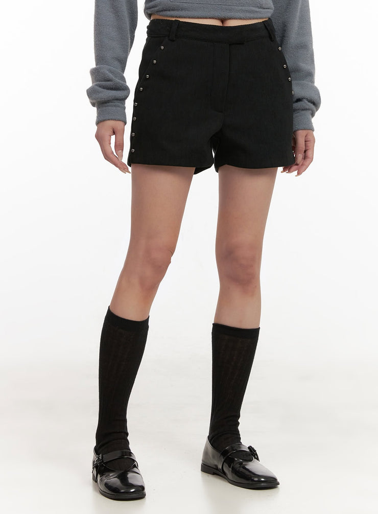 stud-detail-shorts-cd406 / Black