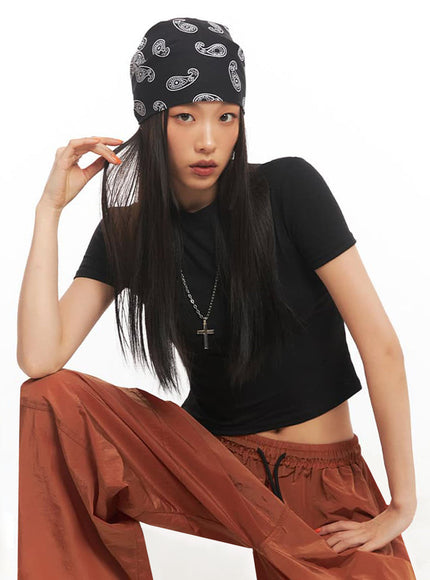 short-sleeve-crop-top-ia504 / Black