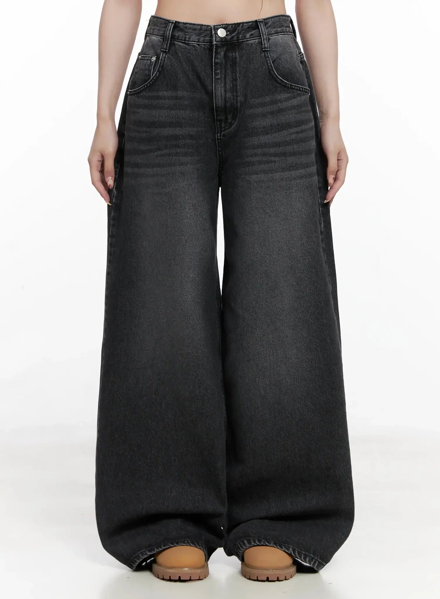 sutton-wide-leg-jeans-in514 / Black