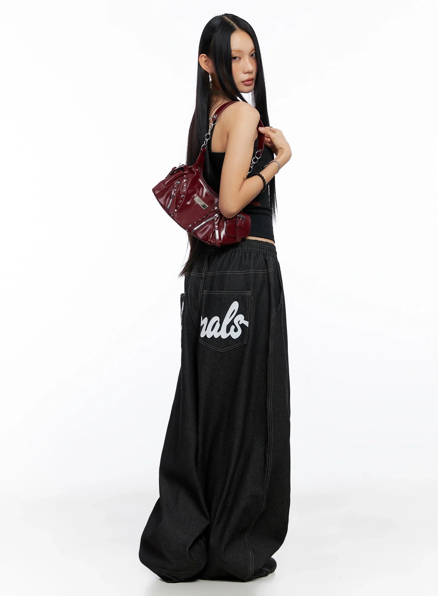 ayra-graphic-baggy-jeans-co516 / Black