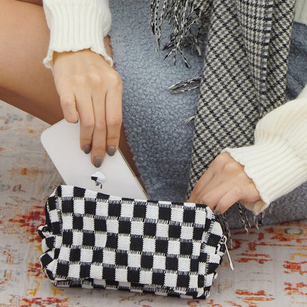 checkered-pouch-in317 / Black