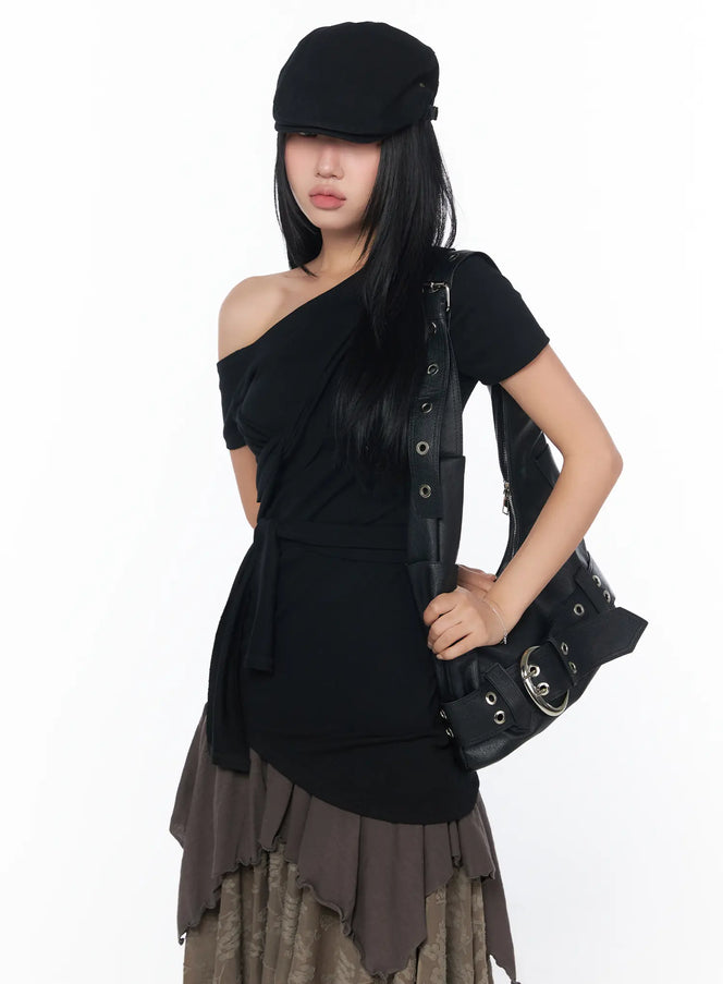 asymmetric-tie-wrap-top-cy513 / Black
