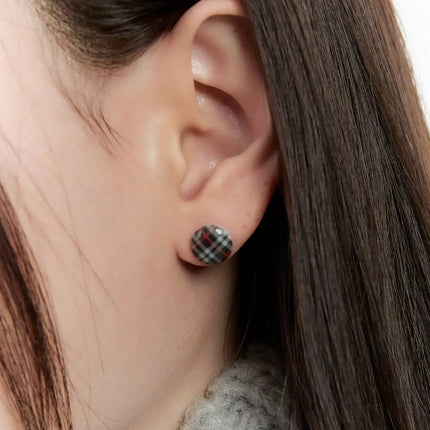 plaid-button-earrings-id526 / Black