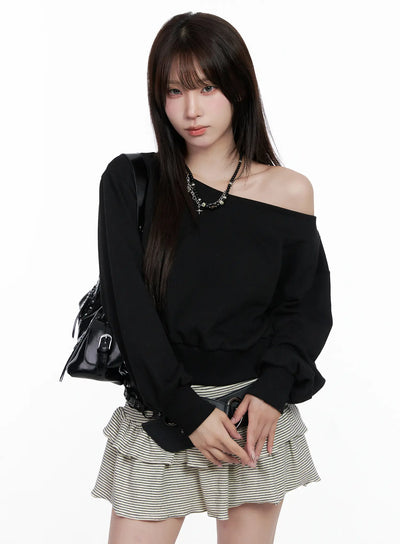 casual-off-shoulder-top-co520 / Black