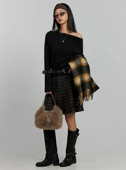 boat-neck-long-sleeve-top-ij502 / Black