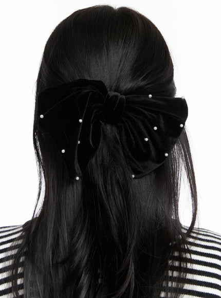 faux-pearl-velvet-ribbon-hair-pin-co524 / Black