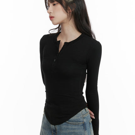 slim-fit-buttoned-long-sleeve-top-ca403 / Black