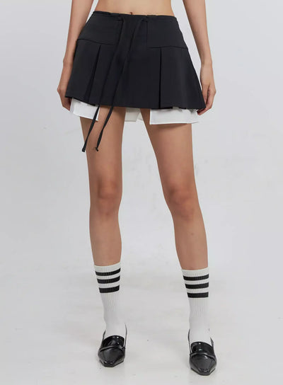 layered-pleated-mini-skirt-is516 / Black