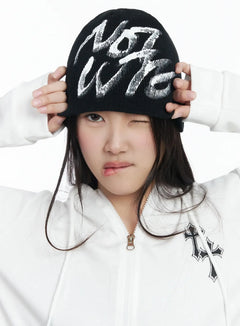 not-cute-ribbed-beanie-im506 / Black