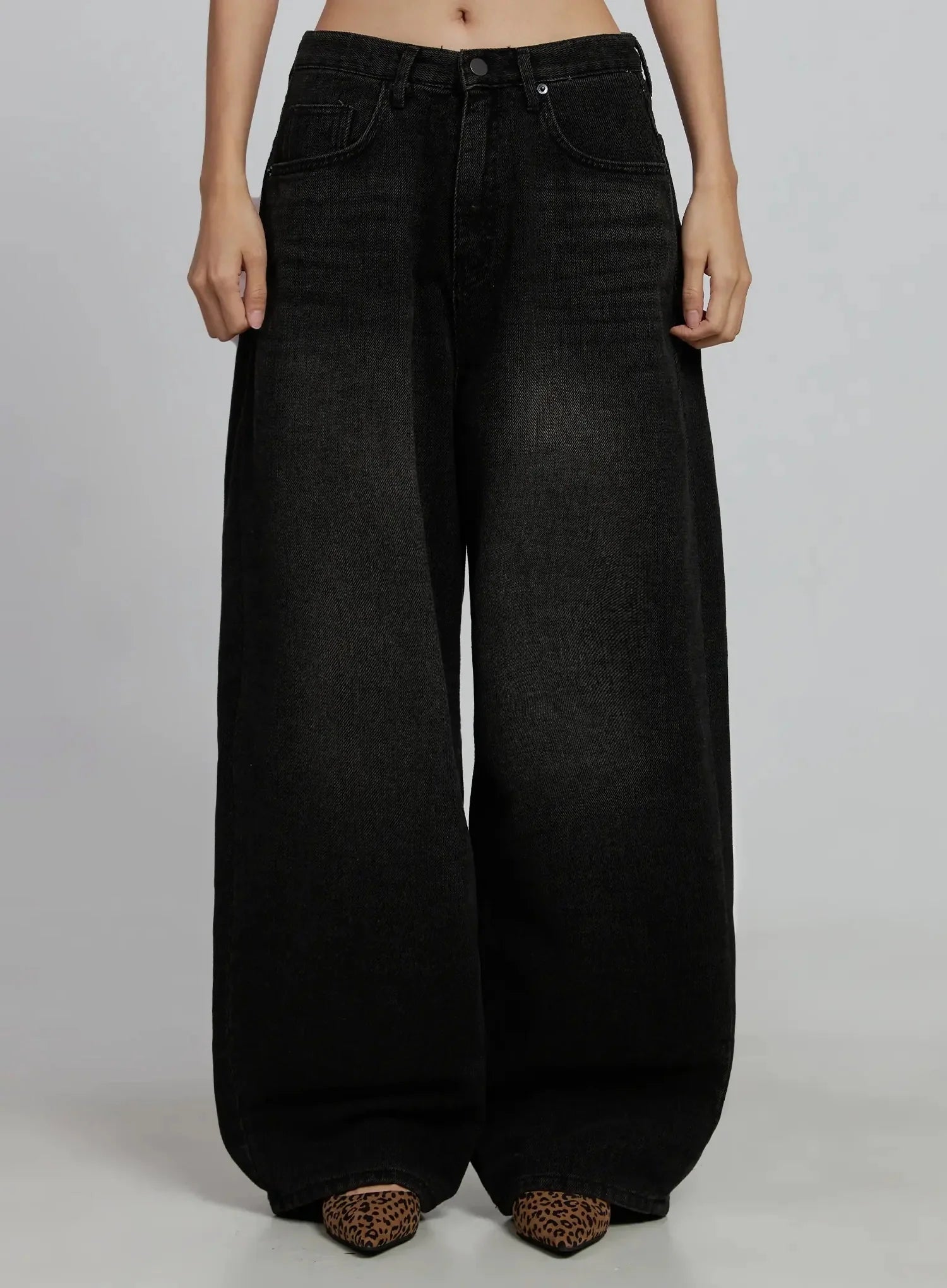 mikayla-comfort-fit-wide-leg-jeans-im520 / Black