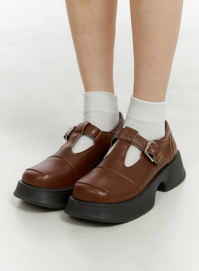 buckled-loafers-cl402 / Brown