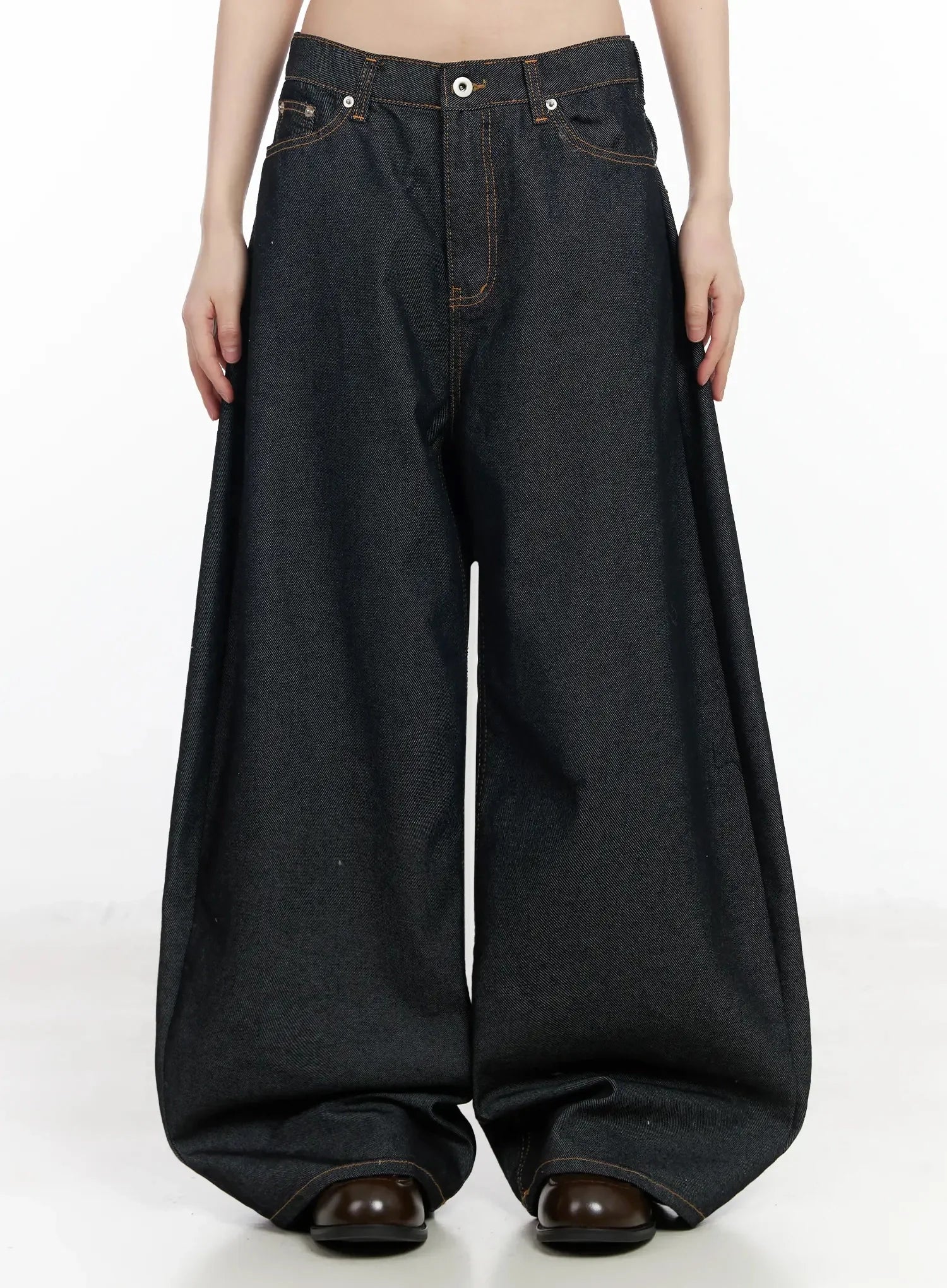 emiko-wide-leg-buckle-jeans-im523 / Dark blue