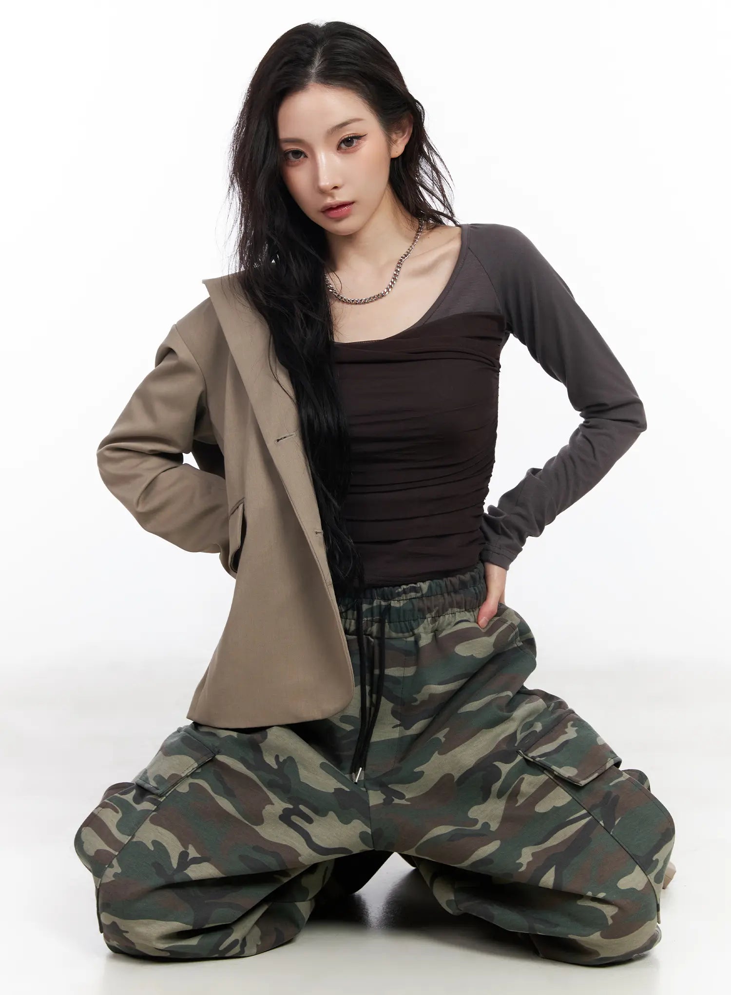 ruched-chiffon-crop-long-sleeve-top-cm518 / Dark brown