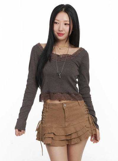 romantic-lace-trim-sweetheart-neck-long-sleeve-top-cd530 / Dark brown