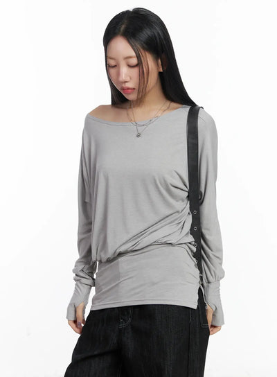 asymmetric-button-detail-off-shoulder-long-sleeve-top-cj530 / Gray