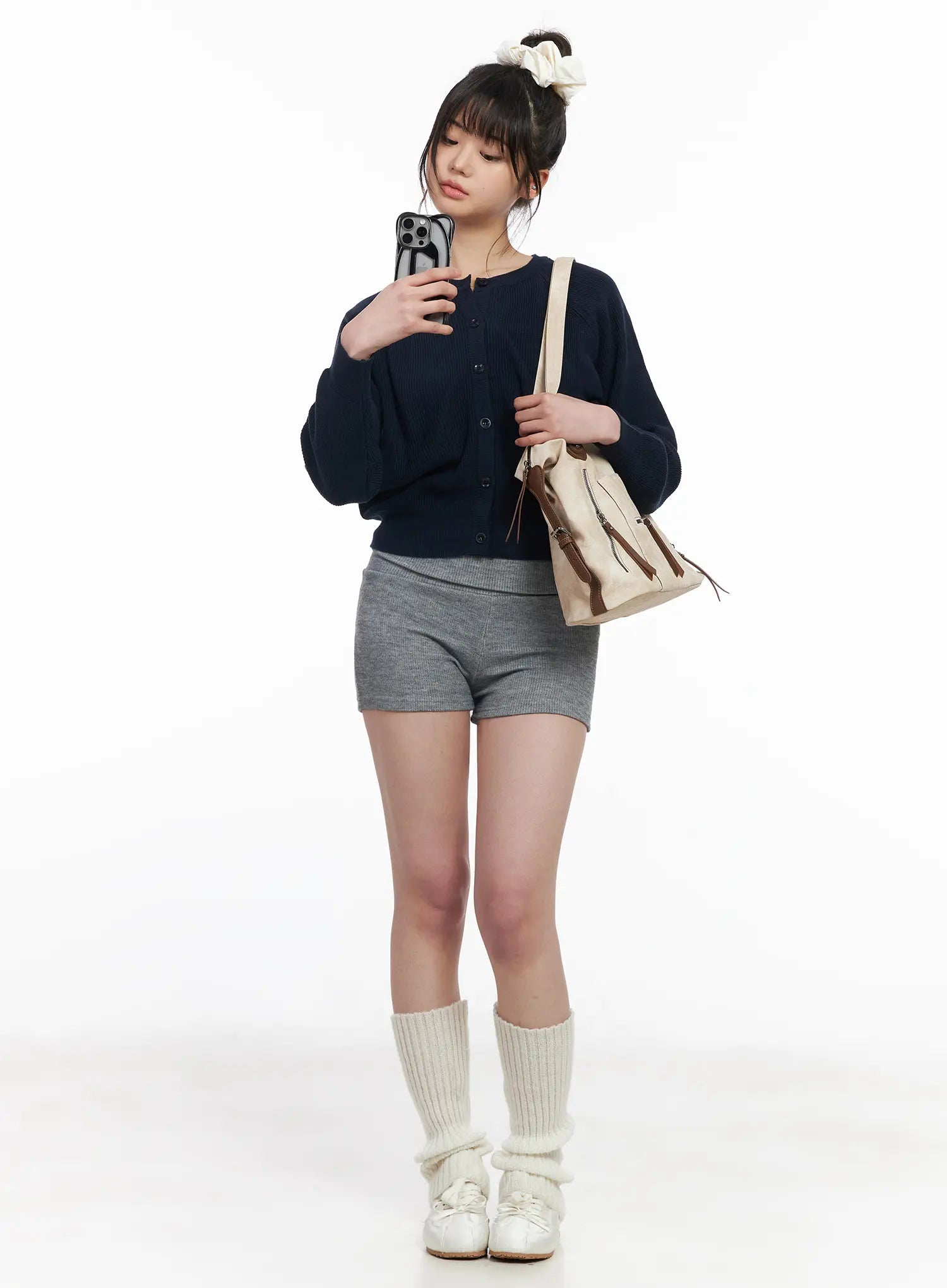 basic-foldover-high-waisted-shorts-cm513 / Gray