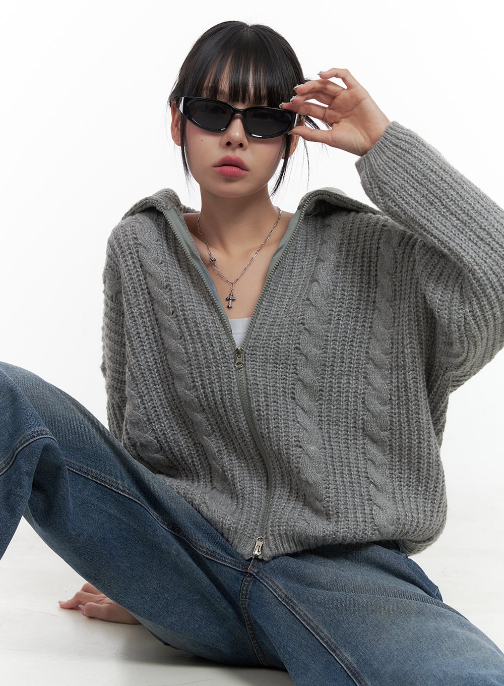 oversized-cable-knit-zip-up-sweater-os410 / Gray