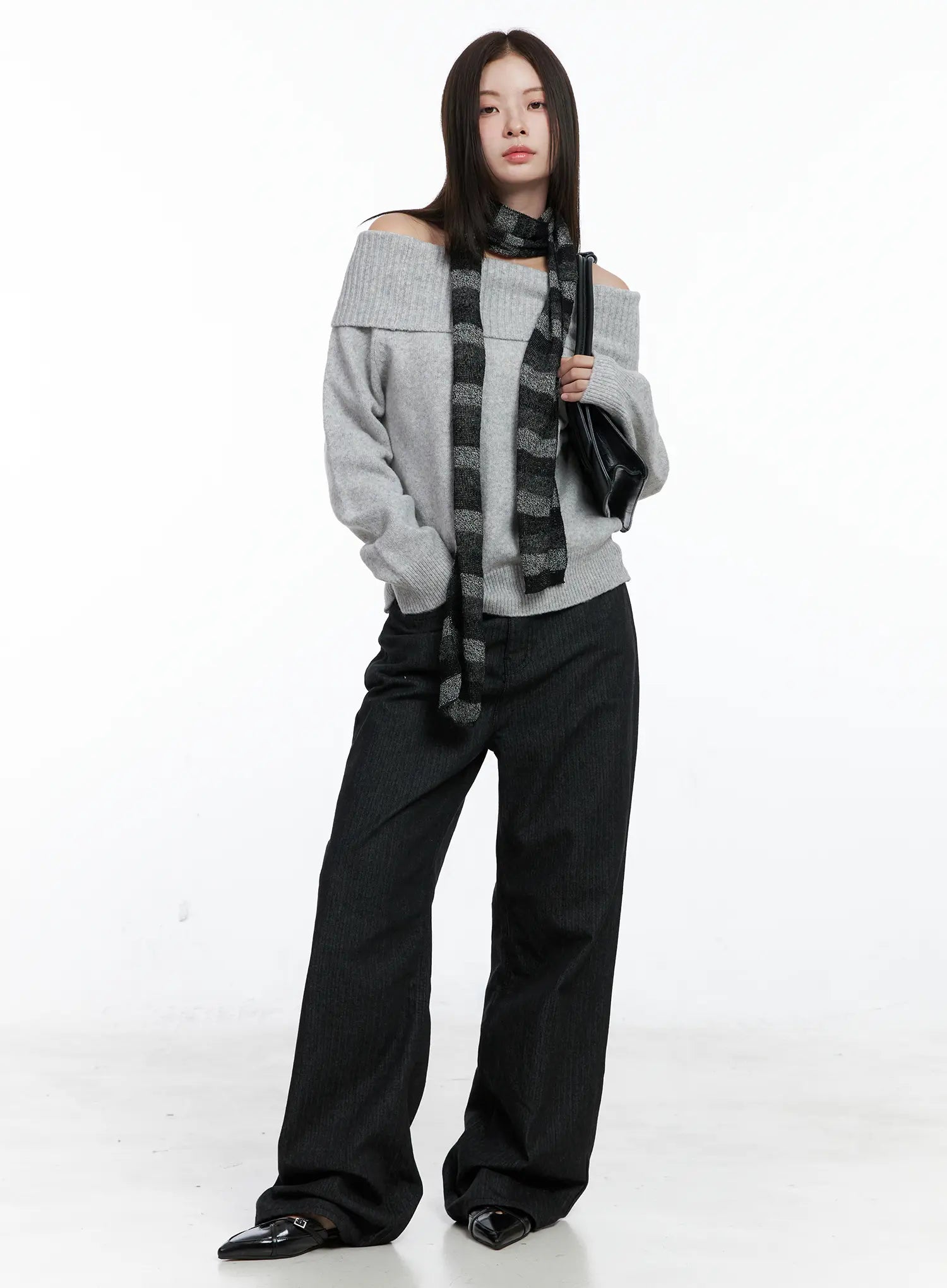 off-shoulder-knit-long-sleeve-top-co506 / Gray