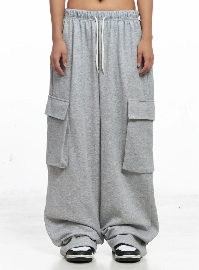 Relaxed Fit Cargo Sweatpants CO513