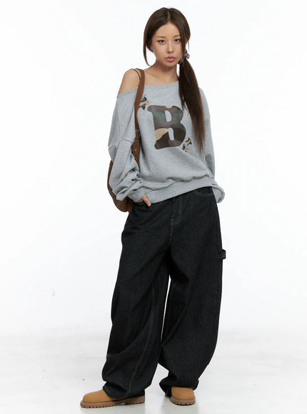 camo-logo-off-shoulder-sweatshirt-cs505 / Gray