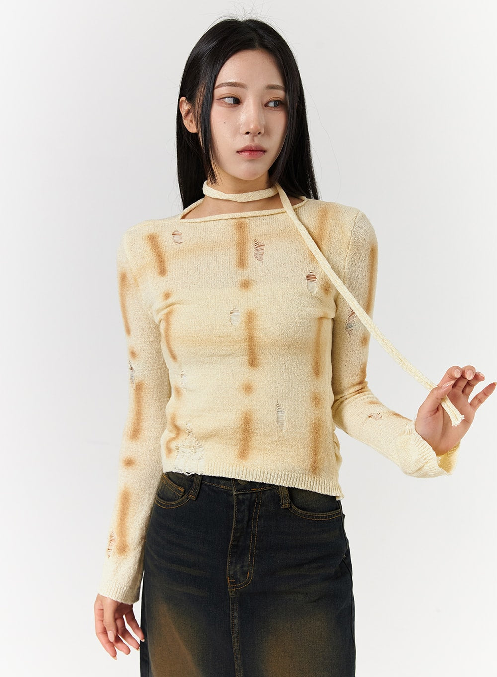 knit-round-neck-ripped-sweater-with-thin-scarf-cd322 / Light beige