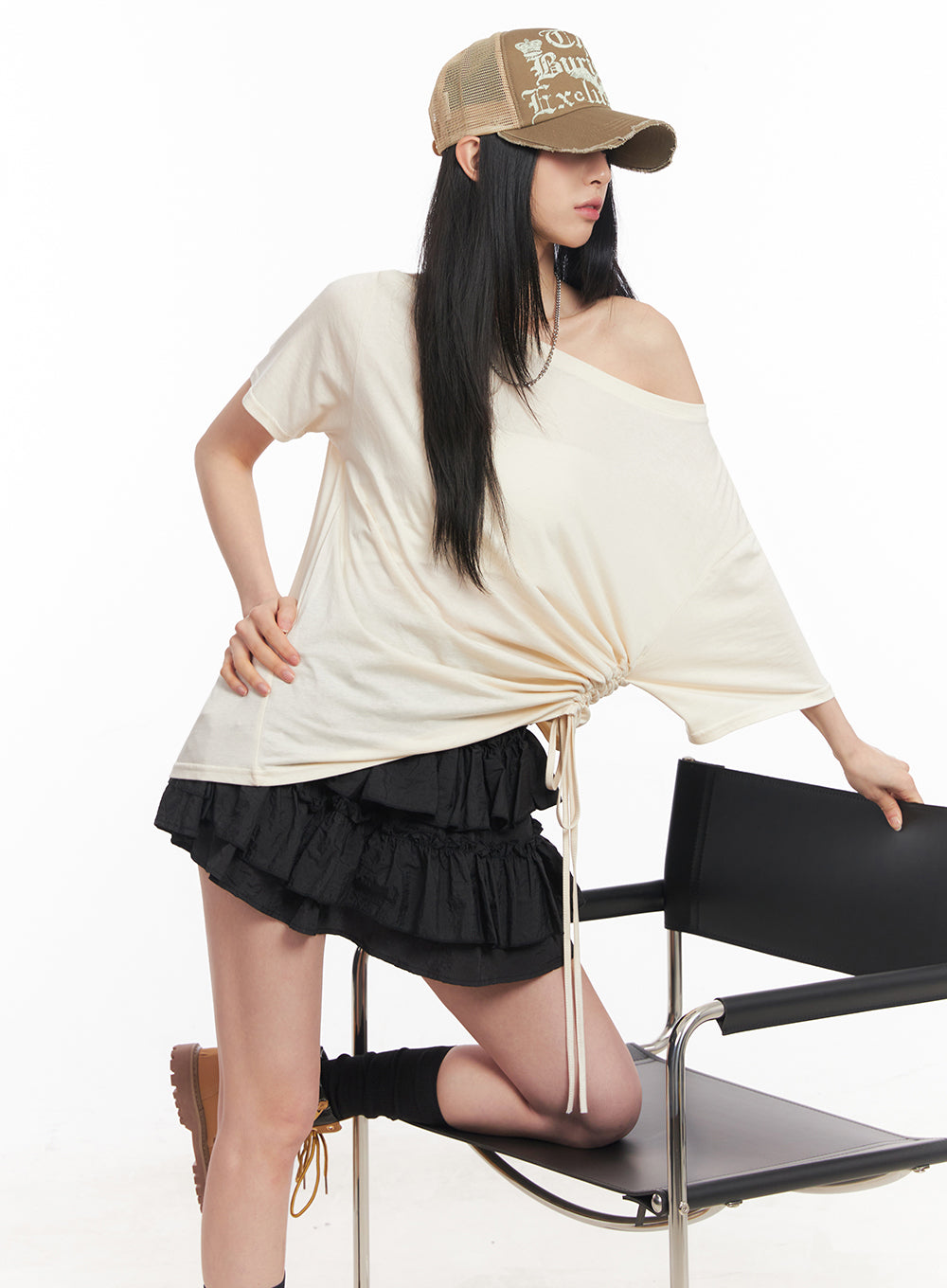 shirred-one-shoulder-top-iy516 / Light beige