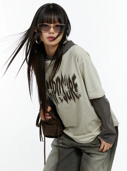 layered-hooded-graphic-long-sleeve-top-cf509 / Light beige