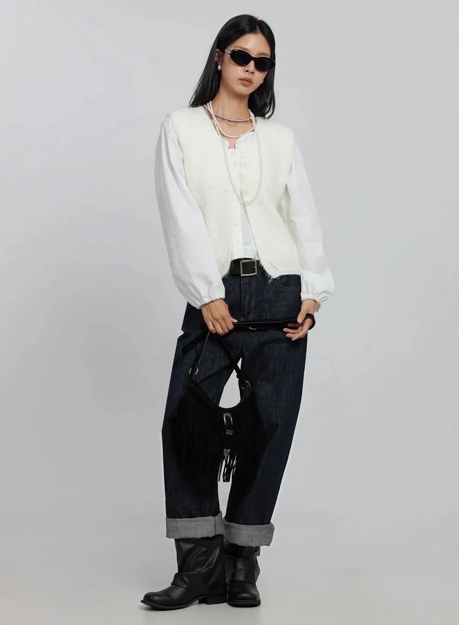 textured-v-neck-knit-vest-id504 / Light beige