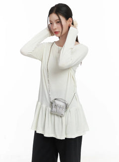 ruffle-hem-loose-long-sleeve-top-cj506 / Light beige