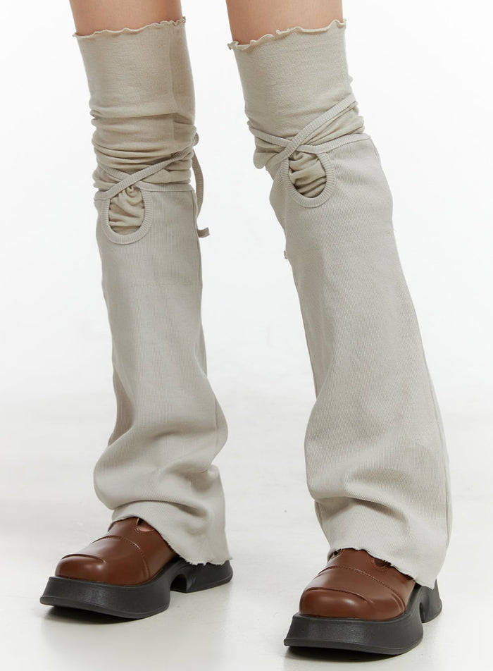 solid-strap-leg-warmer-cl402 / Light beige