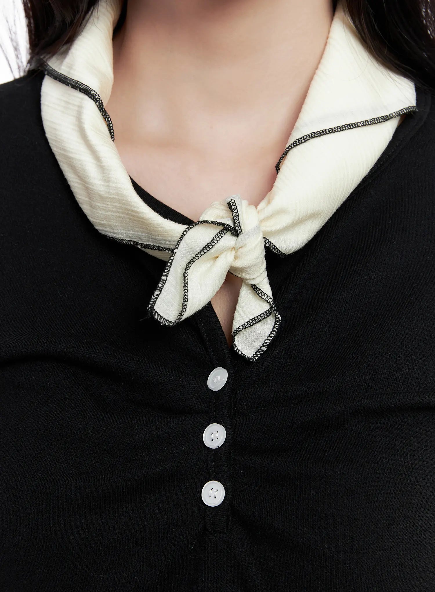 elegant-line-scarf-co524 / Light beige
