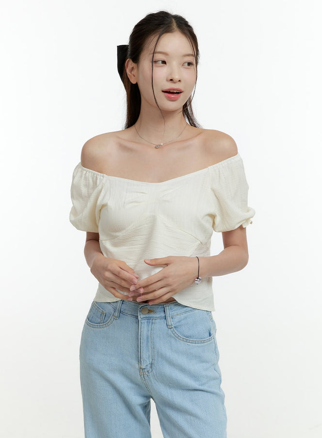 off-shoulder-crop-blouse-ol430 / Light beige