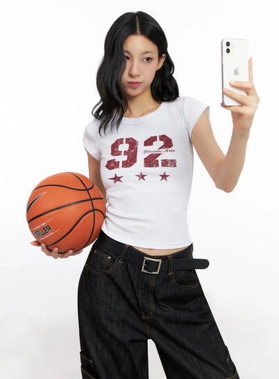 retro-92-graphic-top-ig508 / Light gray