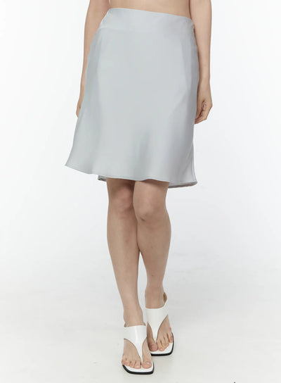 satin-midi-skirt-iu505 / Light gray