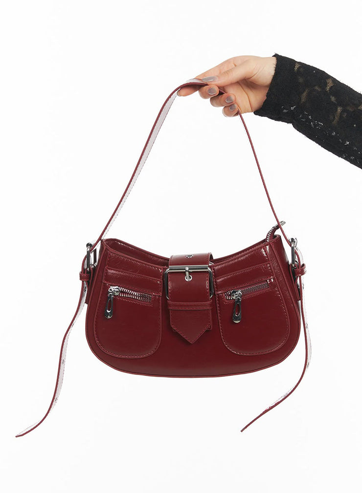 buckle-strap-shoulder-bag-im525 / Red