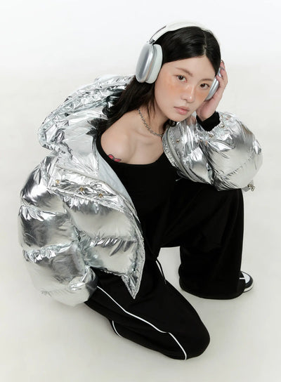 shiny-hooded-puffer-jacket-cn517 / Silver