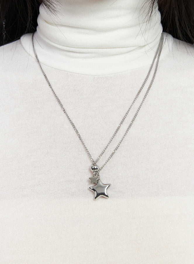 layered-star-pendant-necklace-cd530 / Silver
