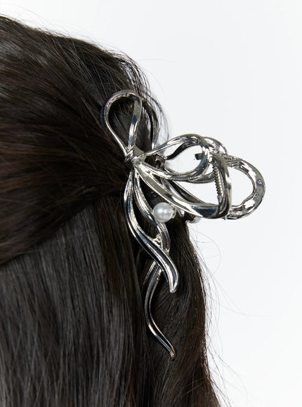 bow-pearl-detail-claw-clip-iy511 / Silver