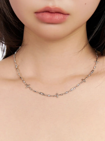 cubic-cross-chain-necklace-im531 / Silver