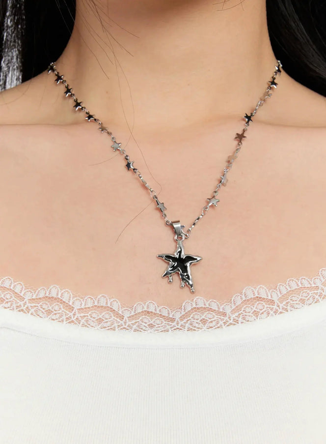 melted-star-necklace-if526 / Silver