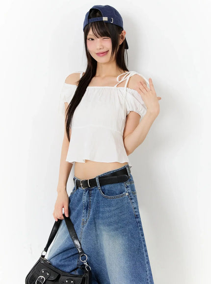 strappy-off-shoulder-cropped-blouse-iu523 / White